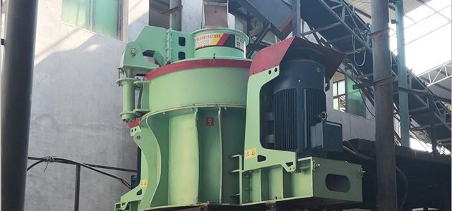 中美沃力機械現在置辦一套大型制砂機需要多少錢？